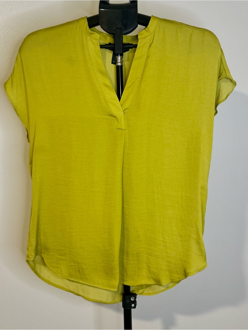 RACHEL Rachel Roy Lime Green Split V-Neck Blouse